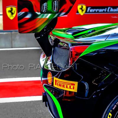 FERRARI 488 challenge